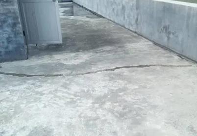 渝水楼顶漏水维修公司分享下如何解决卫生间隐蔽部位漏水的问题?